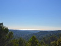 DSC 0003  Vue sur la Méditerranée sur la route vers Bagnols en Forêt.