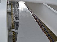 DSC 0081  Passage de la navette fluviale de l'A 380, transportant une aile. 04/04/2013