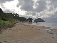Plage de cabasson 3  Plage de Cabasson, au fond le fort de Brégançon.  Le 05 décembre 2014 sous la pluie.