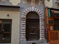 Briancon 16 septembre 2013 29  L'entrée de la Maison des Têtes. Septembre 2013