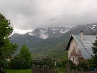 Vue montagne  Vue sur les alpes.