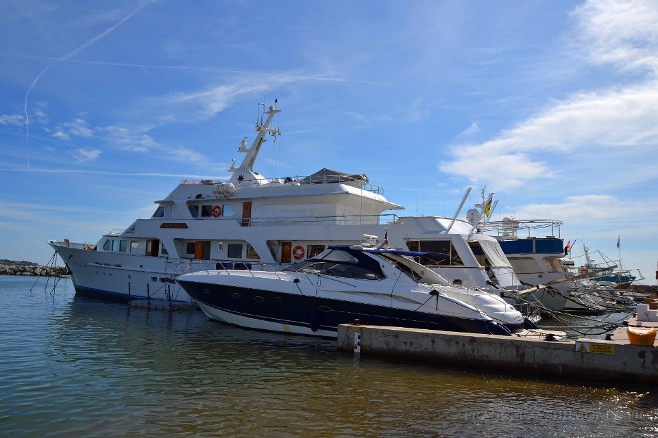 DSC0020.JPG - Quelques bateaux ! 04 octobre 2015.