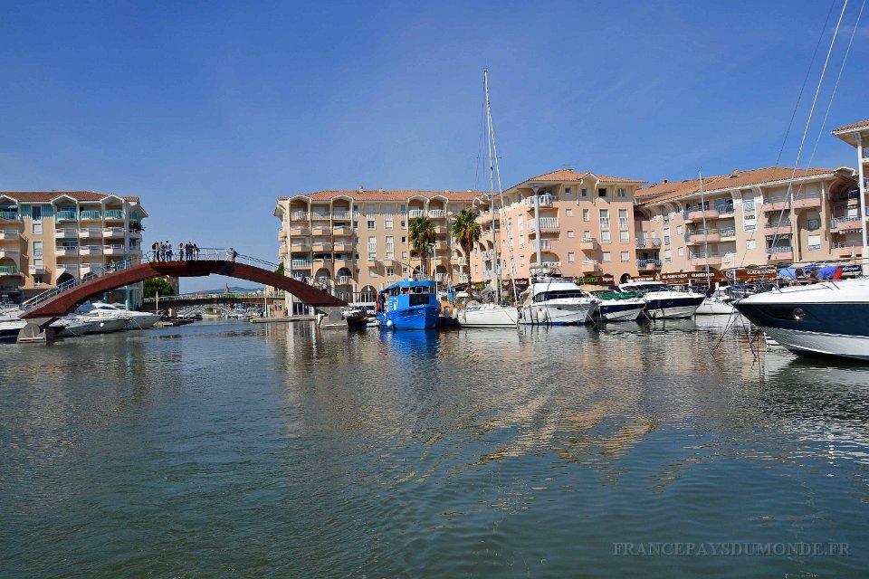 DSC0037.JPG - Port-Fréjus.04 octobre 2015.