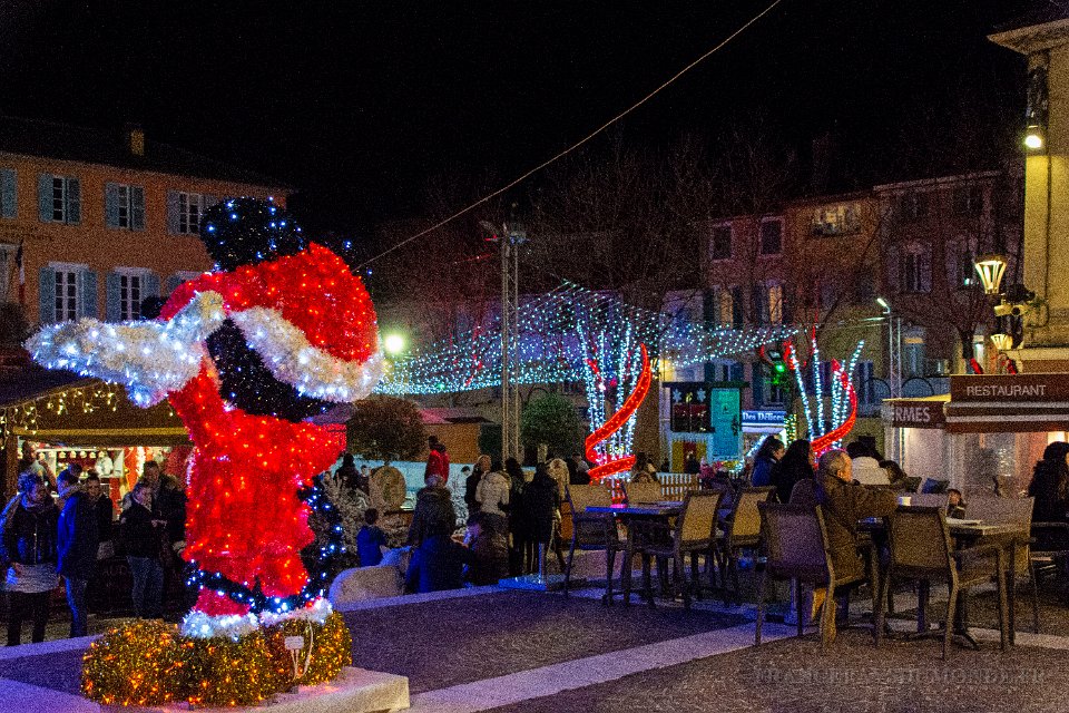 Illuminations Frejus 2019 32.jpg - Fréjus (83) - Fin d'année 2019.