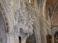 DSC 0116  Intérieur de l'Abbaye Saint Michel.