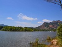 Lac Arena 16 juin 2013 16  Le lac Arena et le rocher de Rquebrune sur Argens. 16 juin 2013