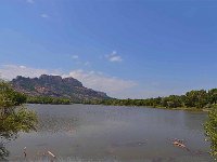 Lac Arena 16 juin 2013 55  Le lac Arena et le rocher de Rquebrune sur Argens. 16 juin 2013