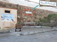 Bancs des menteurs bis  Un lieu très spécial sur le port.