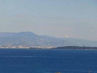 Panorama11  La corniche d'Or entre Agay et Le Trayas. Au second plan, Cannes et les Iles de Lérins. 26 février 2015.