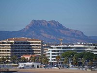 DSC0108  @thorrignac.frPlages de Fréjus et le Rocher de Roquebrune, en fond.26 février 2015