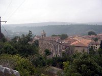 Vue sur Varages  L'église et une partie du village.