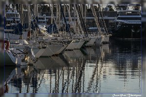 Frejus Port Frejus 1 Reflets dans le port de Saint-Raphaël (83)