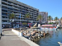 DSC 0037  Le port et la Fontaine Marine.
